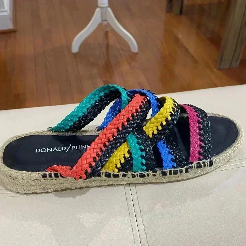 Donald Pliner Rhonda Braided Flat Sandals Size 7